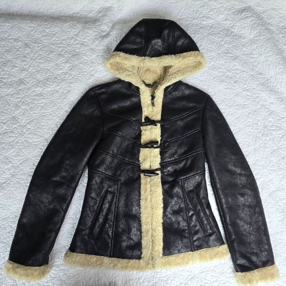 Vintage Guess Two Tone Hooded Faux Suede Leather And Fur Toggle Button Jacket - Picture 1 of 15